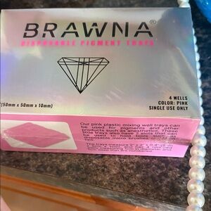 Pink Disposable Pigment Trays